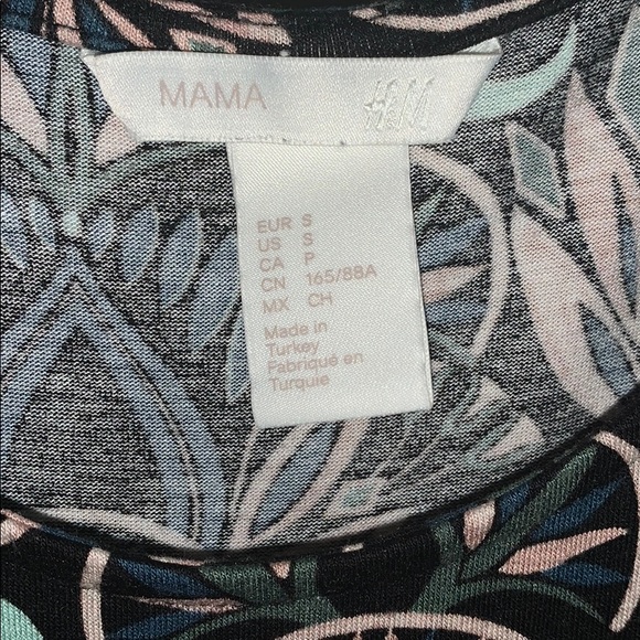 Maternity Dress - Picture 4 of 4